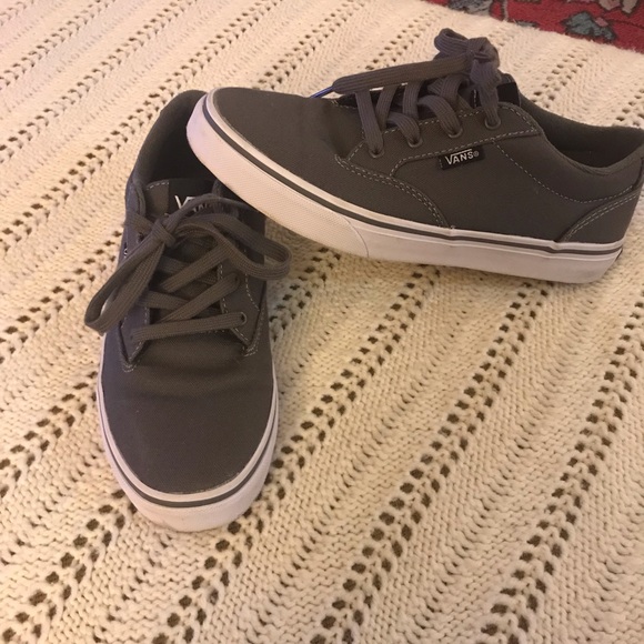 {Vans}EUC•Sneakers - Picture 2 of 5